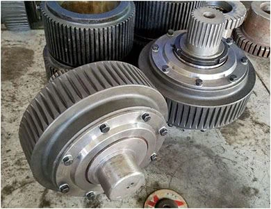 Roller set for vertical type ring die wood pellet mill