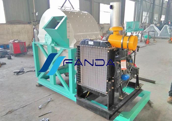 China Wood Crusher Sawdust Making Machine