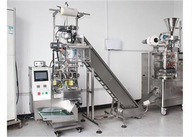 Máquina automática de envasado de líquidos en polvo